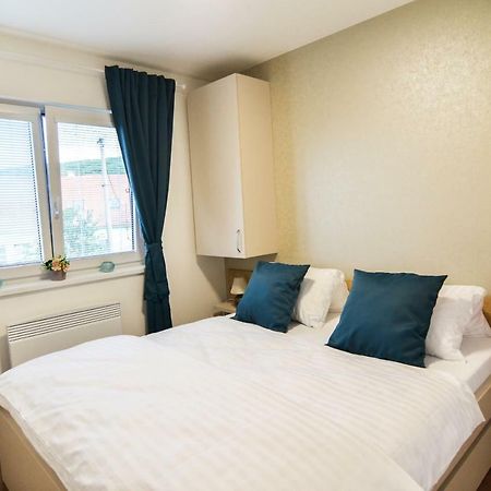 Apartmany Milovice Milovice  エクステリア 写真